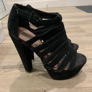 Steve Madden “Nolea”